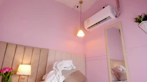 _wendy_x online show from February 12, 11:38 am