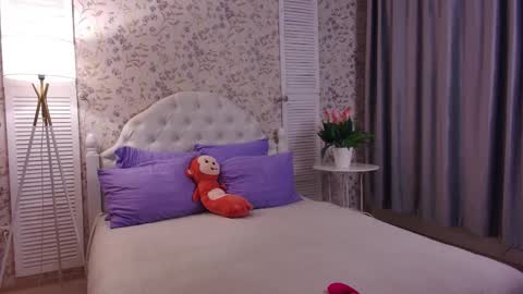 Wendy online show from October 11, 1:38 am