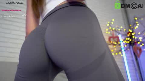 Lily online show from February 12, 8:29 pm