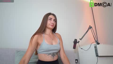 Lily online show from September 27, 8:47 pm