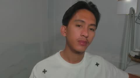 Snapshot of _xxhavefunwithme69_ chatting on November 27, 12:07 pm Andrei online show from November 27, 12:07 pm