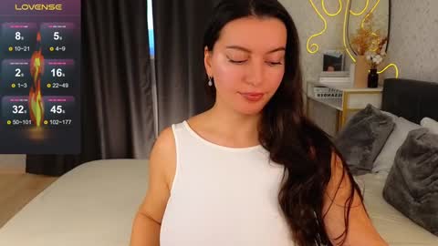 Jasmine online show from December 20, 8:28 am