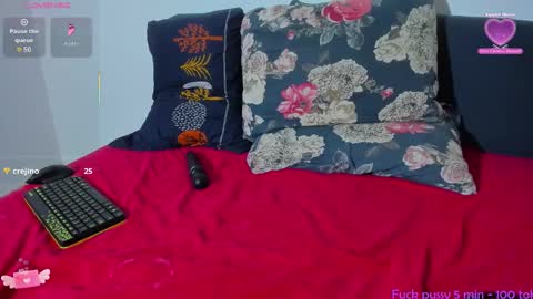 Snapshot of _yourpleasure_ chatting on November 19, 6:52 pm Candice and Mark online show from November 19, 6:52 pm