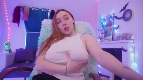 Polly online show from February 14, 10:01 am