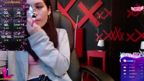 Yuyi online show from March 9, 2:21 pm