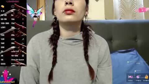 Yuyi online show from October 2, 12:23 pm