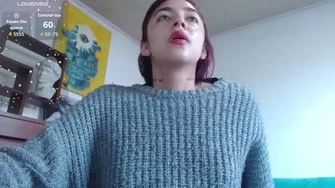 Zoe  online show from September 17, 1:13 pm