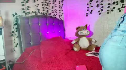 Snapshot of _zoegray chatting on February 20, 5:02 pm zoe online show from February 20, 5:02 pm