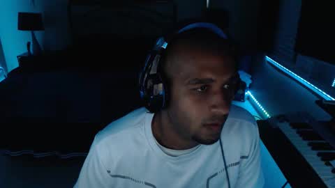 Snapshot of a4orce chatting on October 28, 1:42 am a4orce online show from October 28, 1:42 am