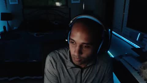 Snapshot of a4orce chatting on March 3, 1:01 am a4orce online show from March 3, 1:01 am