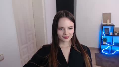 a_ariella_ online show from December 2, 2:34 pm