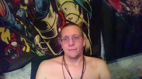 Snapshot of a_bored_dragon chatting on March 8, 9:28 am A Bored Dragon online show from March 8, 9:28 am