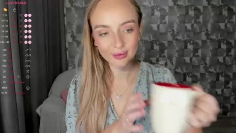 Snapshot of a_delina chatting on October 3, 2:47 pm Adelina online show from October 3, 2:47 pm