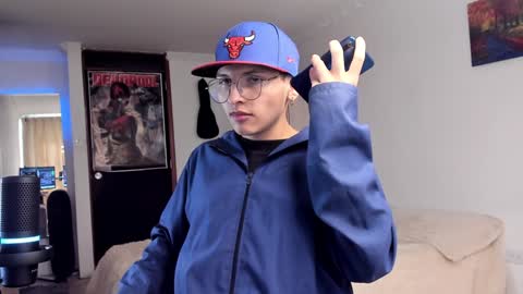 alejo online show from December 9, 7:50 pm