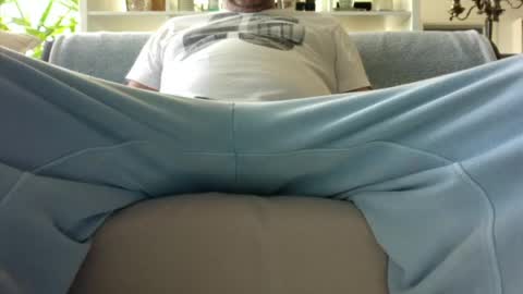 a_nice_dick_77 online show from March 24, 10:09 am