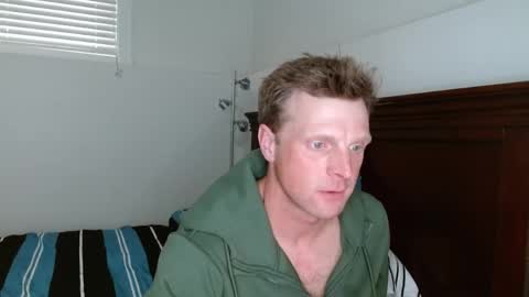 a_spyder online show from April 28, 1:59 am