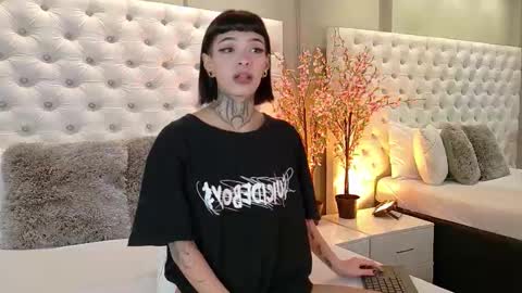 Snapshot of aa_lunit chatting on September 18, 1:13 pm Luni online show from September 18, 1:13 pm