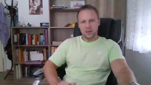 Long distance cumshot online show from November 24, 9:42 am