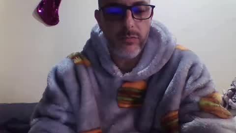 aabcguyy online show from December 14, 2:00 pm