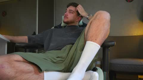 Alex online show from October 11, 7:29 am