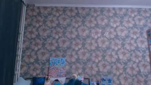 Alice online show from April 18, 6:12 pm