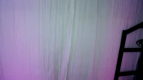 Snapshot of aaliyahlayla chatting on September 12, 4:12 am Aaliyahlayla online show from September 12, 4:12 am