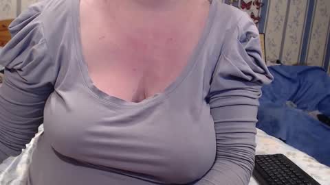 NINA online show from September 30, 10:59 pm