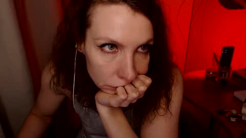 Snapshot of aamazingjoi chatting on January 18, 8:40 pm Katie online show from January 18, 8:40 pm