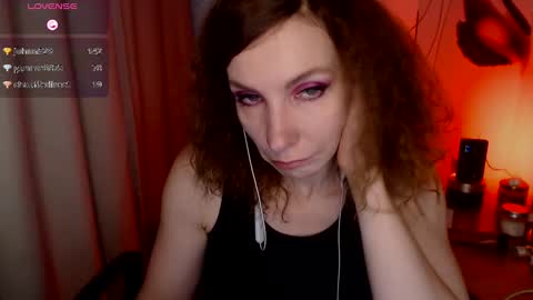 Snapshot of aamazingjoi chatting on February 9, 7:16 am Katie online show from February 9, 7:16 am