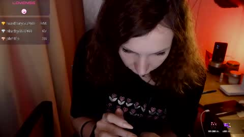 Snapshot of aamazingjoi chatting on February 11, 11:21 am Katie online show from February 11, 11:21 am