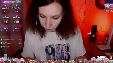 Snapshot of aamazingjoi chatting on February 16, 1:14 am Katie online show from February 16, 1:14 am