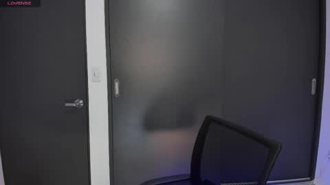 Snapshot of aandreamartinez1 chatting on October 19, 2:45 am andrea online show from October 19, 2:45 am