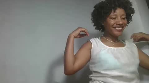 Snapshot of aangevelo chatting on November 17, 1:55 am aangevelo online show from November 17, 1:55 am