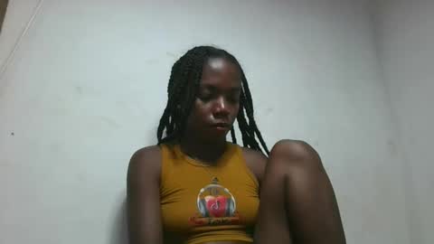 Snapshot of aangevelo chatting on November 29, 10:13 pm aangevelo online show from November 29, 10:13 pm