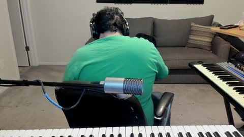 Snapshot of aaroleplayer chatting on December 25, 1:31 am Aaron online show from December 25, 1:31 am