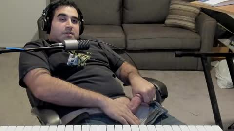 Snapshot of aaroleplayer chatting on February 21, 12:49 am Aaron online show from February 21, 12:49 am