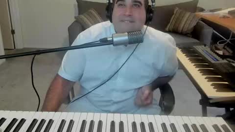 Snapshot of aaroleplayer chatting on September 27, 5:51 pm Aaron online show from September 27, 5:51 pm