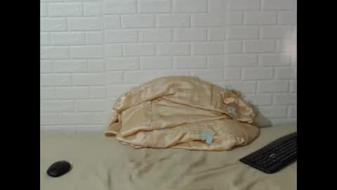 Aaron Miller online show from September 24, 7:39 pm