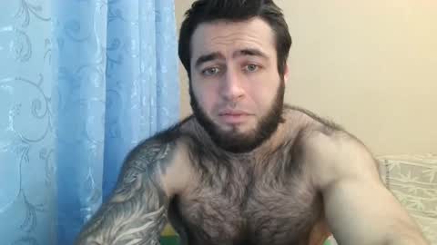 Snapshot of aaron_royal chatting on January 15, 6:51 pm Davin tayl online show from January 15, 6:51 pm