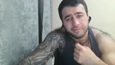 Snapshot of aaron_royal chatting on October 2, 4:36 pm Davin tayl online show from October 2, 4:36 pm