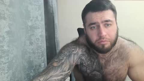 Snapshot of aaron_royal chatting on October 29, 3:25 pm Davin tayl online show from October 29, 3:25 pm