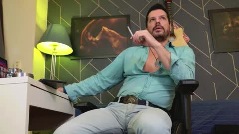 Aaron online show from January 10, 9:41 pm