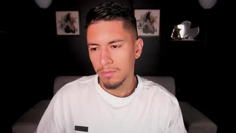 Snapshot of aaronfox_ chatting on September 9, 10:59 am AARON online show from September 9, 10:59 am