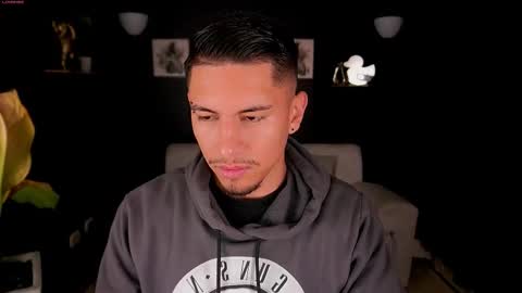 Snapshot of aaronfox_ chatting on September 15, 12:05 pm AARON online show from September 15, 12:05 pm