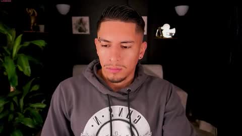 Snapshot of aaronfox_ chatting on September 19, 12:06 pm AARON online show from September 19, 12:06 pm