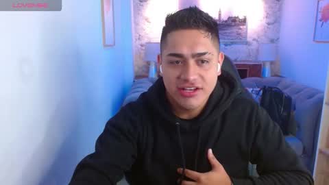 Aaron online show from September 22, 12:07 pm