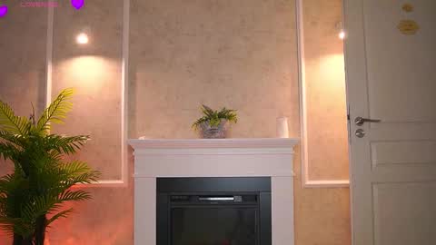 Snapshot of abbela_white chatting on December 2, 6:52 am Alexa online show from December 2, 6:52 am