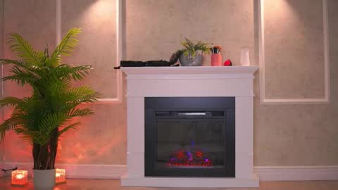 Snapshot of abbela_white chatting on December 5, 6:44 am Alexa online show from December 5, 6:44 am