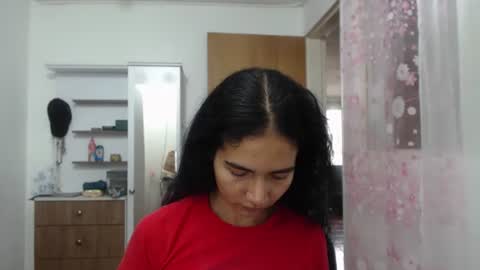 Snapshot of abbi_mooncb chatting on December 19, 4:57 pm Abbi mooncb online show from December 19, 4:57 pm