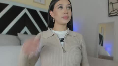 Snapshot of abbie_foxxx chatting on November 7, 2:44 am abbie online show from November 7, 2:44 am